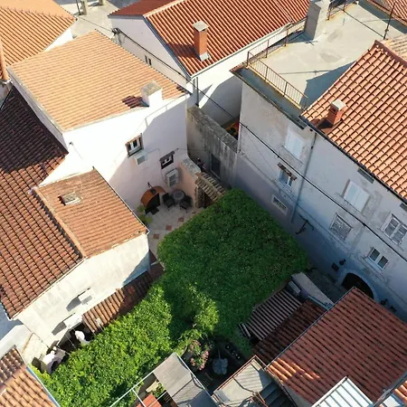 Casa Di Nives Krk Town