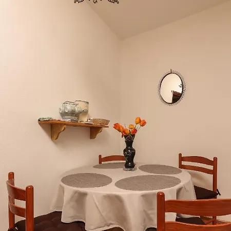 Casa Di Nives アパート クルク